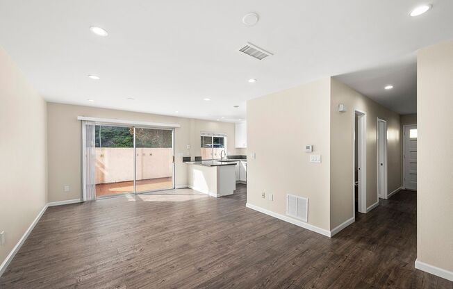 Spacious 4-Bedroom 2.5-Bathroom Townhome 50% Off 1st Month!