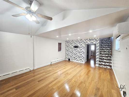 9456 225 ST