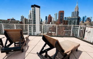 Studio, 1 bath, $3,600, Unit 16E