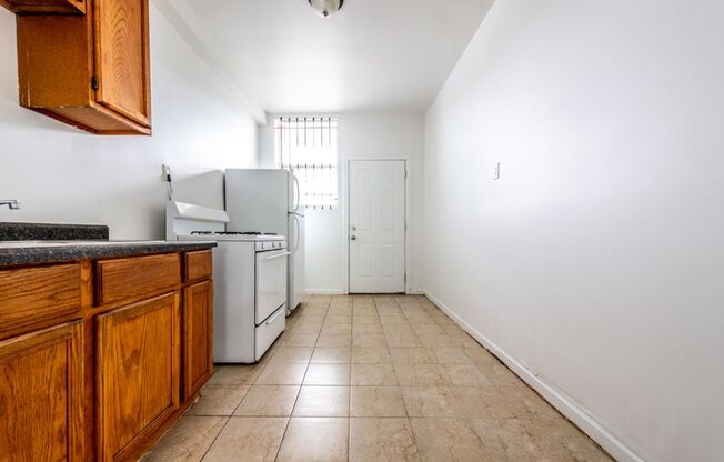 7151 S Indiana
