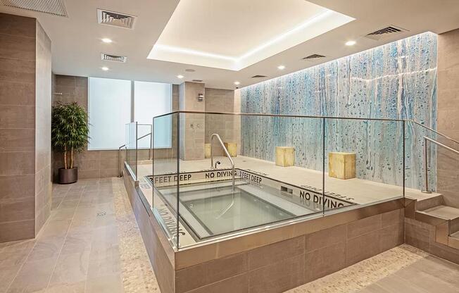 525 W 36 ST