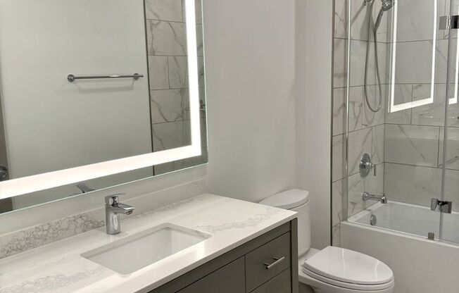 2 beds, 2 baths, 920 sqft, $2,050, Unit 507