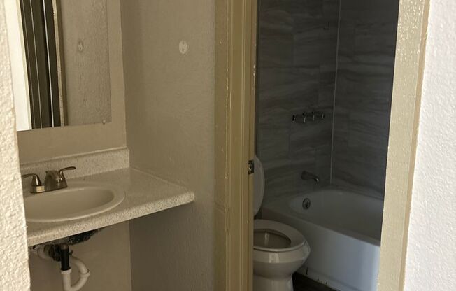 2 beds, 2 baths, 845 sqft, $1,100, Unit T204