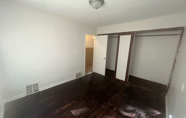 2 beds, 1 bath, $950