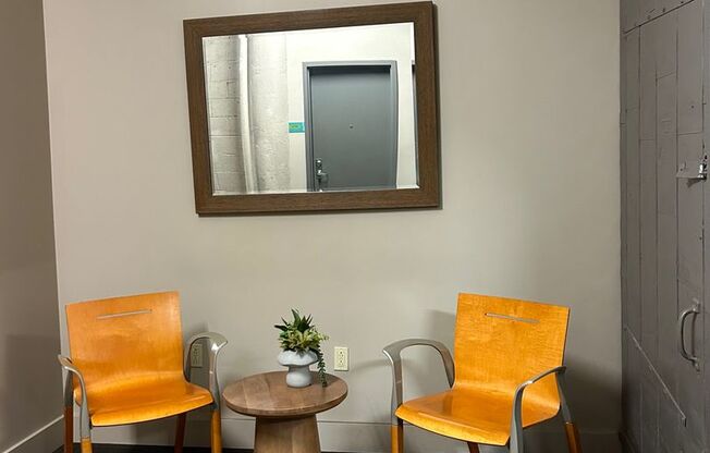 1 bed, 1 bath, $725, Unit Apt. 203 A - Female Co-Living SHARED APT