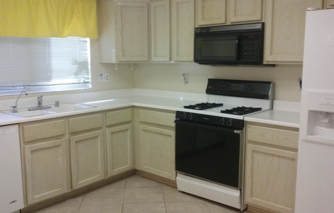 Charming 2Bd. 2Bth Single Family Home in Sun City Summerlin