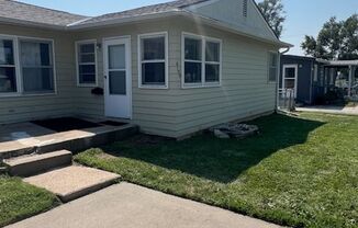 4 beds, 2 baths, $1,550