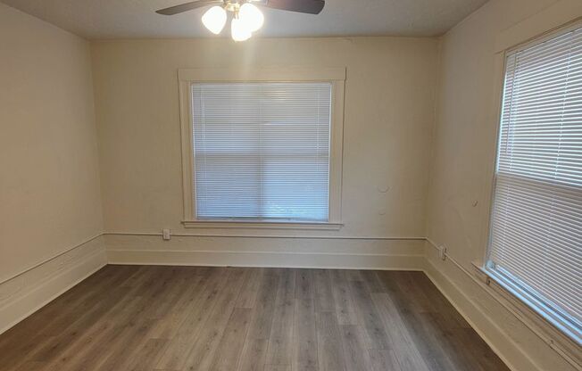 Studio, 1 bath, 306 sqft, $1,295, Unit 100