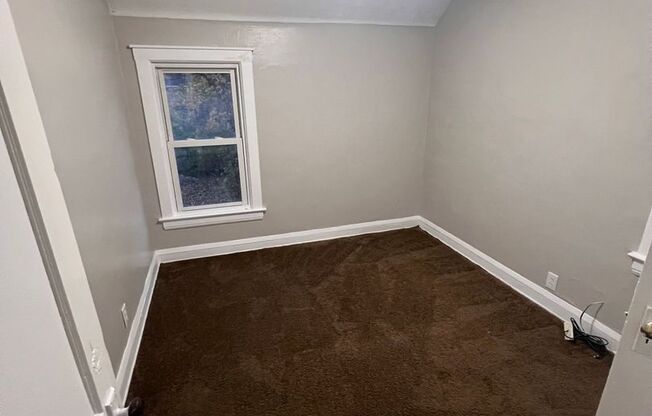 3 beds, 1 bath, $1,695