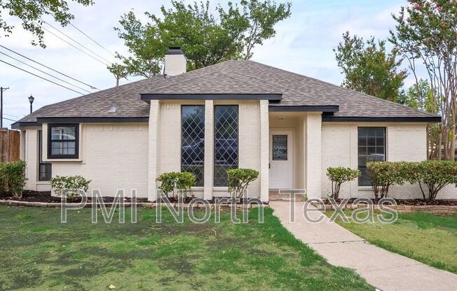 8880 WOODSTREAM DR