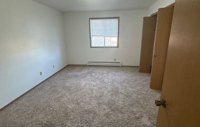 2 beds, 2 baths, 1,022 sqft, $1,090, Unit 205