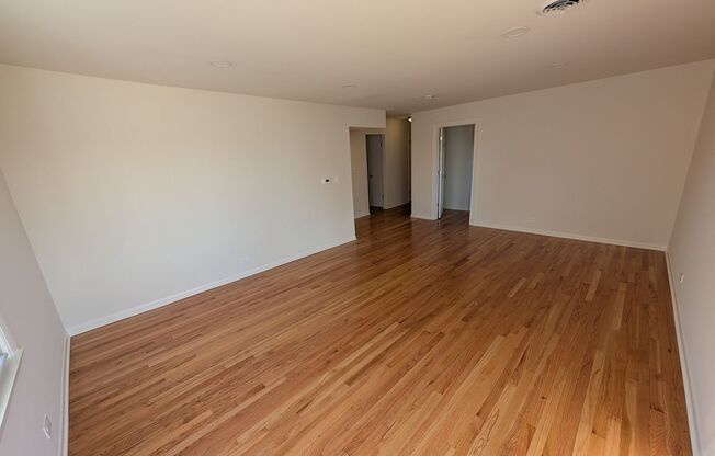 3 beds, 2 baths, 1,100 sqft, $2,995, Unit 601