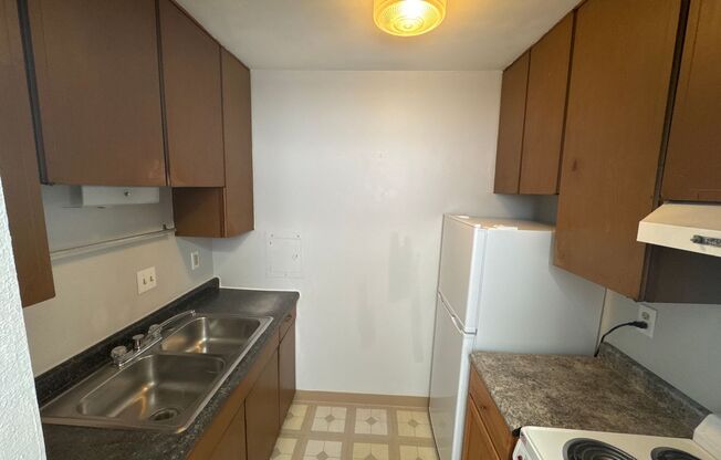 135 20th Ave SW