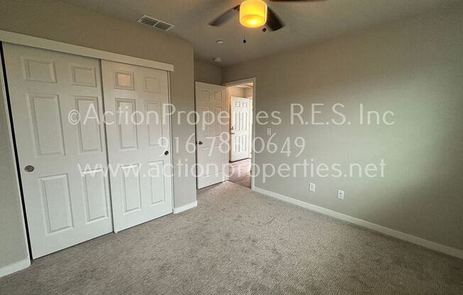 3 beds, 2 baths, $2,695