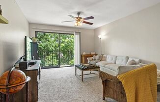 1 bed, 1 bath, 784 sqft, $1,095, Unit 7620304
