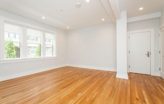 1 bed, 1 bath, 535 sqft, $3,325, Unit 02