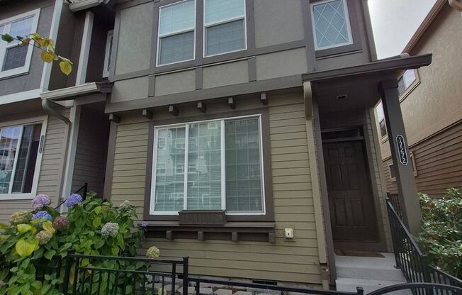 Great Townhouse in Arbor Station