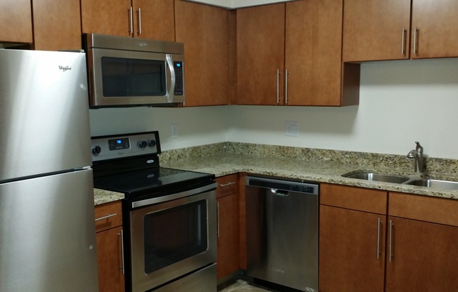 2 beds, 2 baths, 1,163 sqft, $1,295, Unit 107
