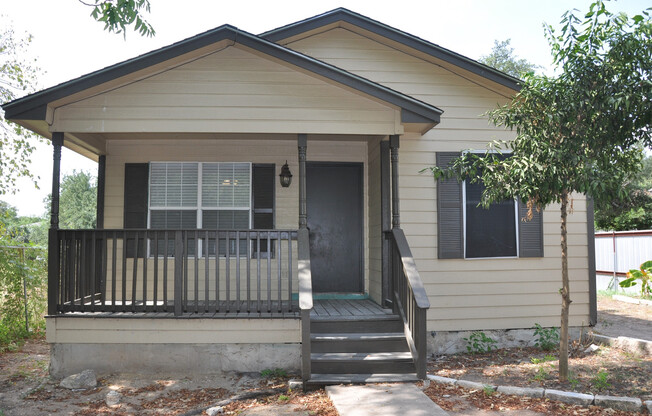 3 Bedroom 2 Bath in SE Austin
