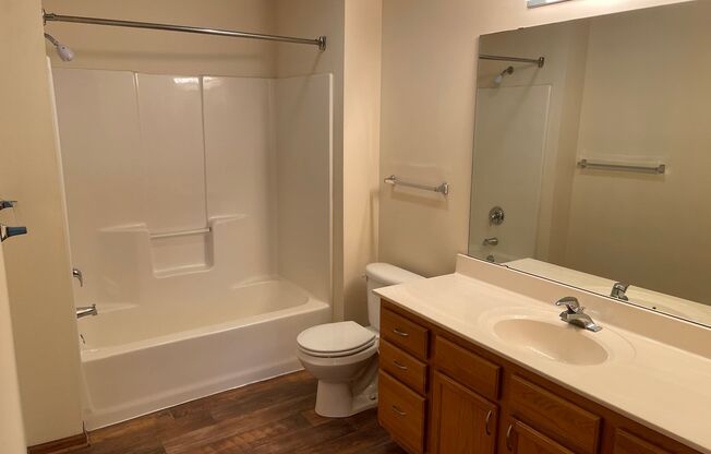 1 bed, 1 bath, 805 sqft, $1,435, Unit 925-306