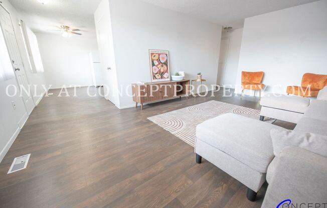 2 beds, 1 bath, 930 sqft, $1,249, Unit 56