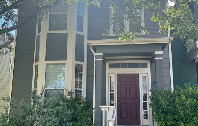 3 bedroom townhome - Don't miss out!