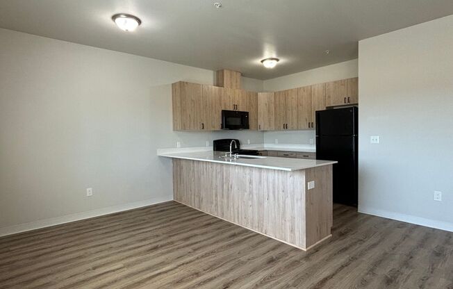 2 beds, 2 baths, 1,062 sqft, $1,600, Unit C117