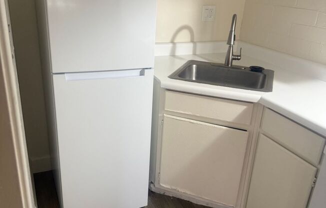 Studio, 1 bath, 360 sqft, $937, Unit 1106