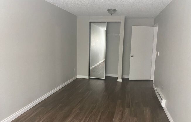 2 beds, 1 bath, 687 sqft, $1,995, Unit A304