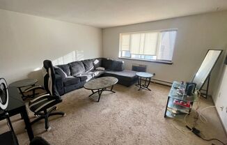 1 bed, 1 bath, $1,095, Unit 304