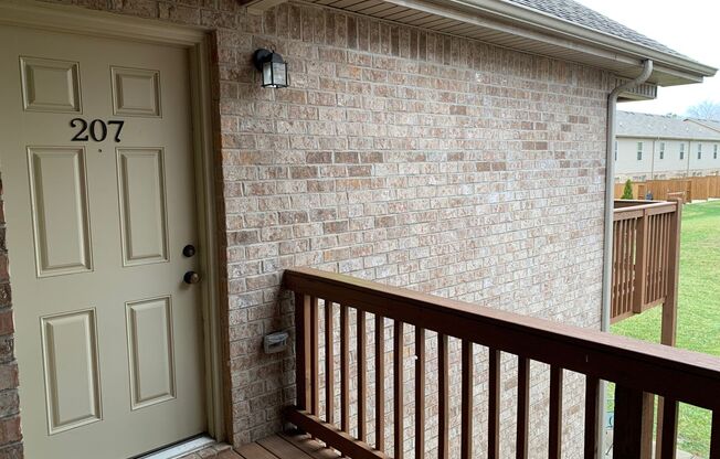 1 bed, 1 bath, 867 sqft, $1,150, Unit 503