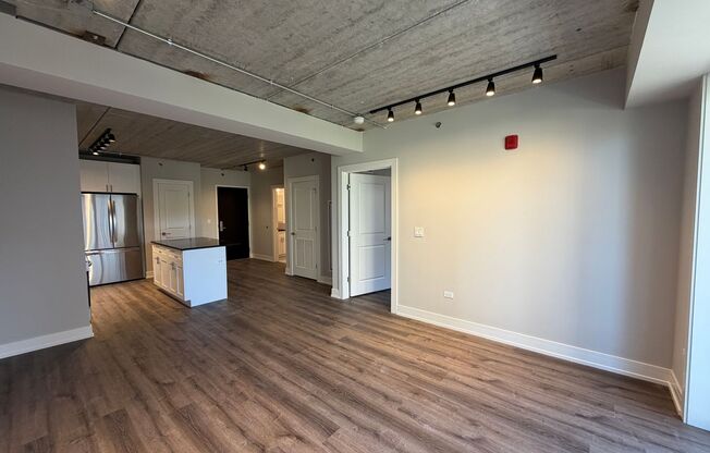 1 bed, 1 bath, 681 sqft, $2,475, Unit 952-504