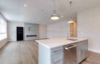 7 BAKER CT