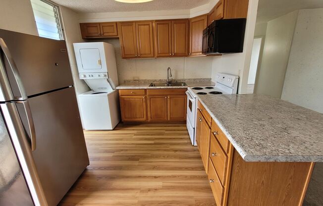 Mililani - Woodlawn Terrace 2 Bedroom For Rent