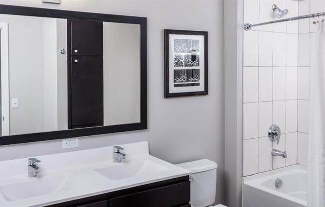Edition bathroom - Minneapolis apartments for rent - Dean Weidner Foundation