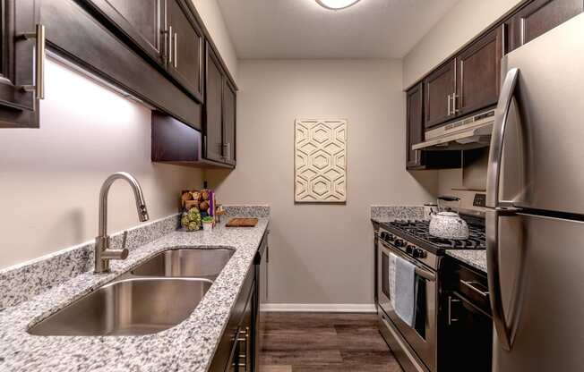 Full Kitchen at Woodbridge Apartments Bloomington