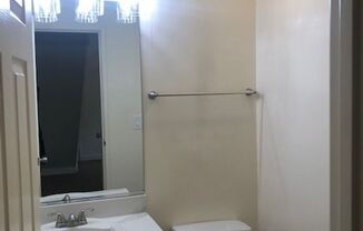 2 beds, 1.5 baths, 1,004 sqft, $2,640, Unit 92