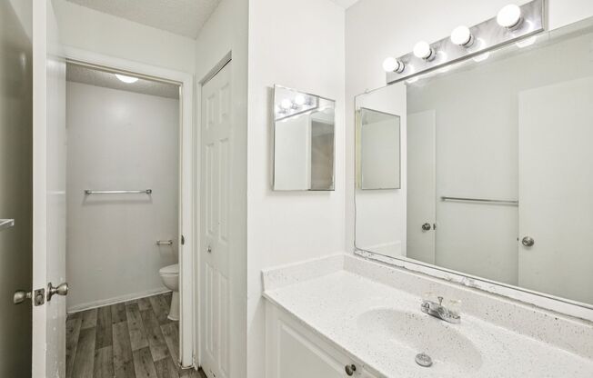 3 beds, 2 baths, 1,229 sqft, $1,875, Unit 412