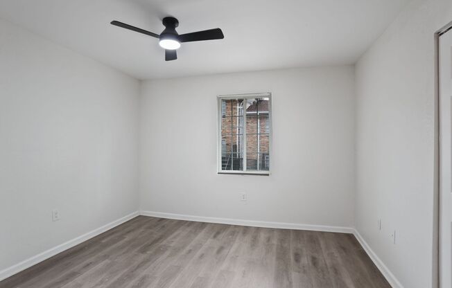 2 beds, 1 bath, 850 sqft, $1,075, Unit F6