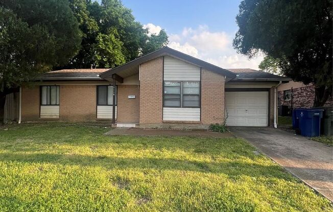 3 bedroom HOME in Garland.