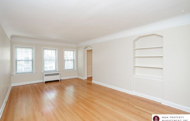 1035 Washington