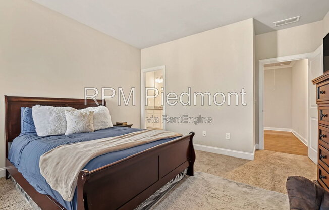 4 beds, 3.5 baths, 2,941 sqft, $4,200