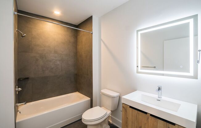 1 bed, 1 bath, 502 sqft, $1,444, Unit 210