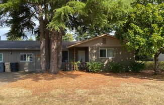 635 SW 55 ST