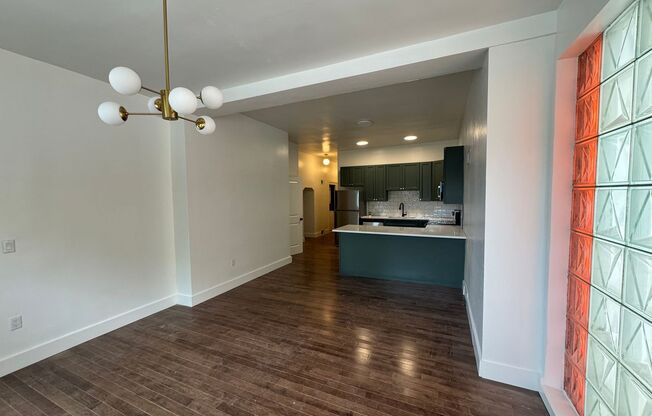 811 W ST