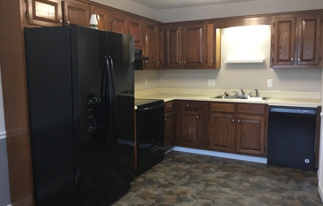 2 beds, 1 bath, $1,000