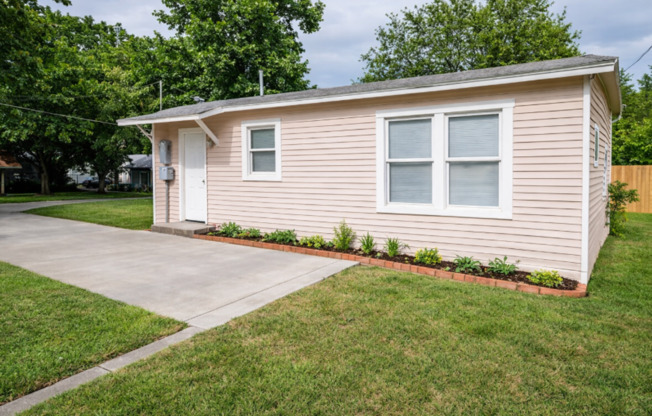 Spacious Cozy Home in Eastlawn