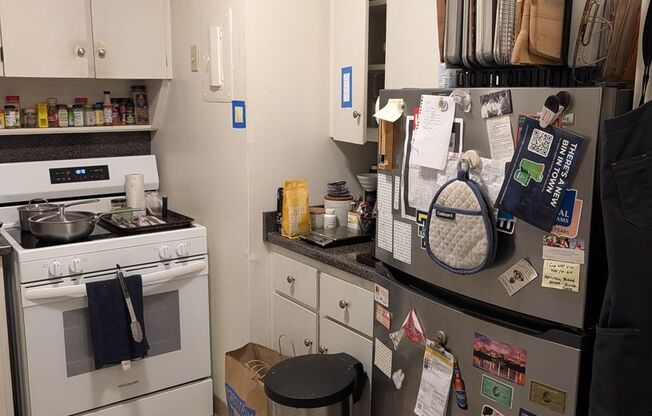 1 bed, 1 bath, 606 sqft, $2,800, Unit 301