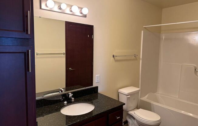 2 beds, 2 baths, 1,004 sqft, $1,245, Unit 3839-210