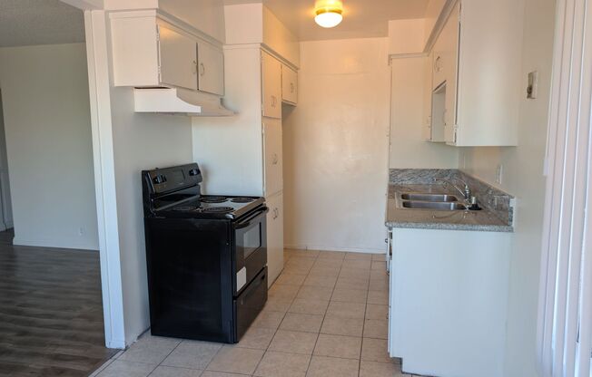 2715 S. Fremont Ave.